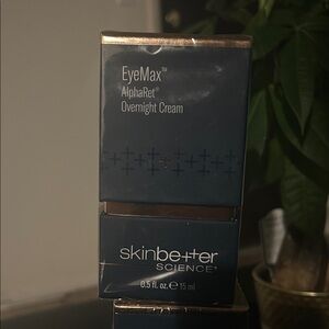 Skinbetter Science EyeMax AlphaRet Overnight Eye Cream - Navy